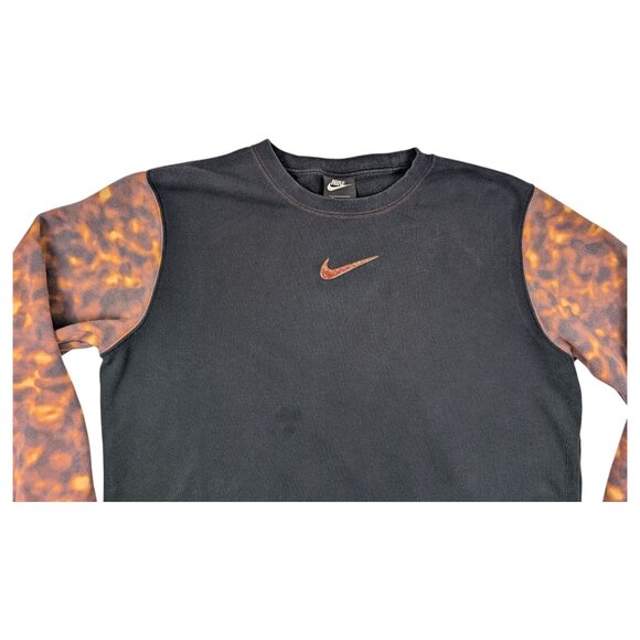NIKE Center Swoosh Crew Neck sweatshirt Size M Black Fire Print Sleeve *READ - Picture 4 of 8
